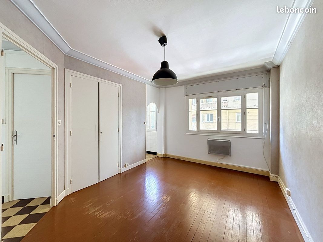 Appartement 2 pièces 38 m² · à Grenoble · 38 m² · 80 000 €