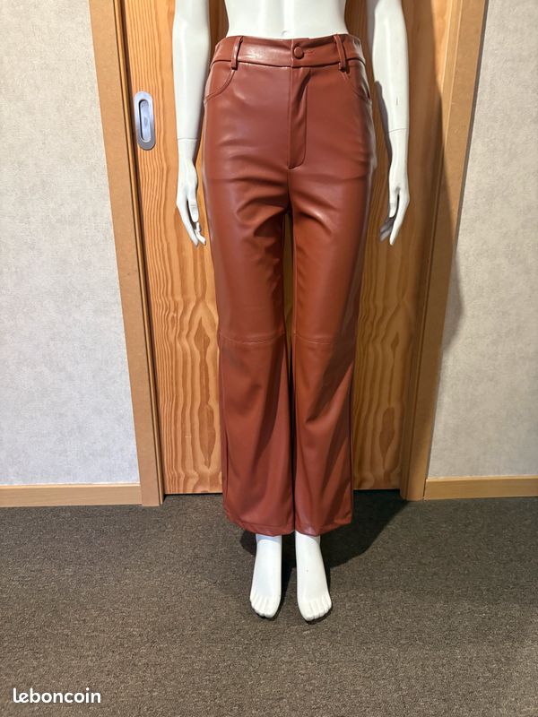 Pantalon simili cuir Shein (image 2)