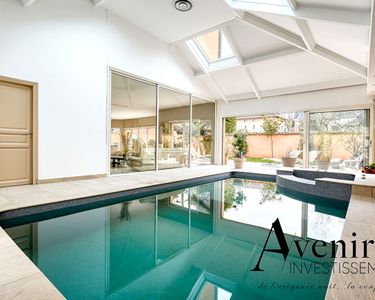 Maison 1 695 000 € - 432 m²