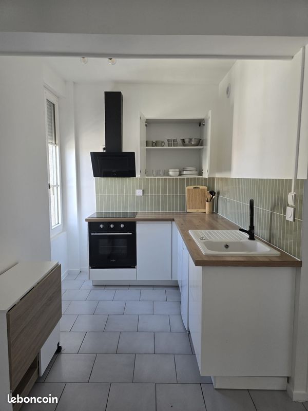 Appartement 1 pièce 27 m² · à Angoulême · 27 m² · 560 €
