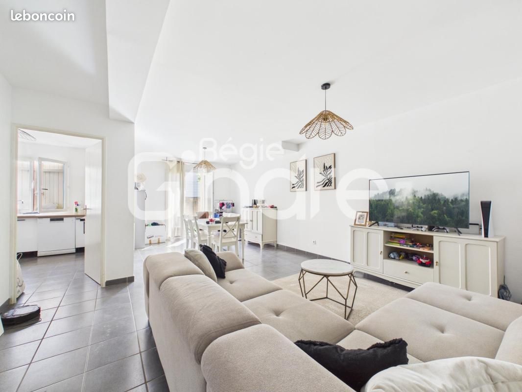 Maison 4 pièces 91 m² · à Vénissieux · 91 m² · 305 000 €