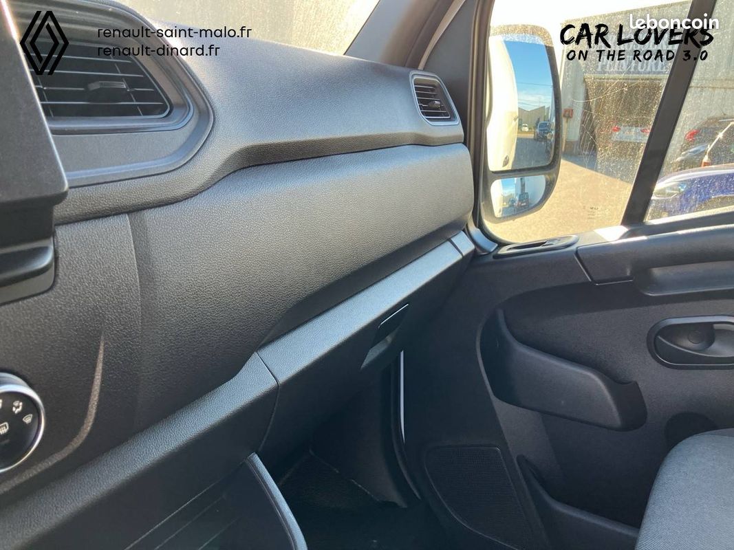 Renault master fgn trac f3500 l2h2 blue dci 135 confort (image 23)