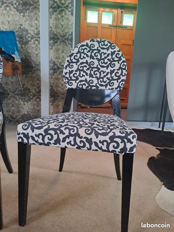Lot de 4 belles chaises dehoussable (image 1)