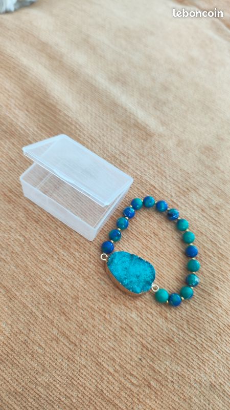Bracelet En Perles Naturelles De Jade Vert - Pour Femme - Neuf Sans Emballage