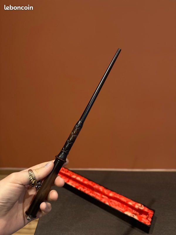 Télécommande baguette Harry Potter (image 2)