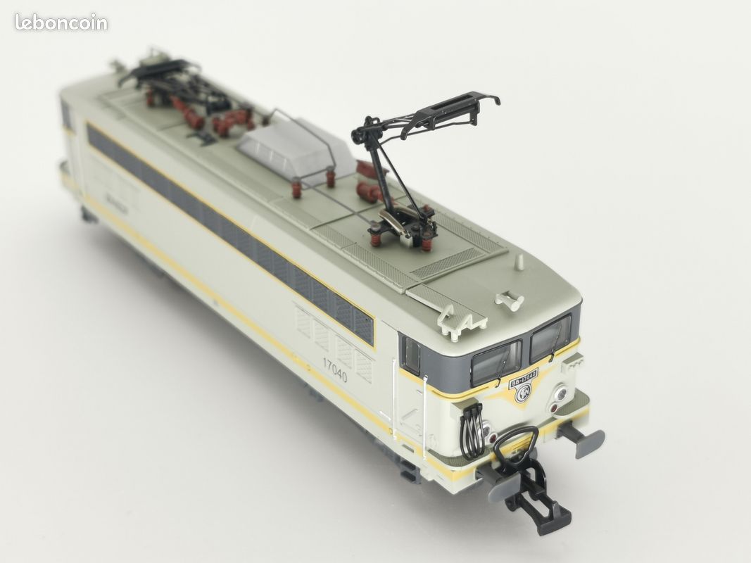 VEND LOCO ÉLECTRIQUE Lima Béton Sigle N REF BB 8541 HO SNCF avec