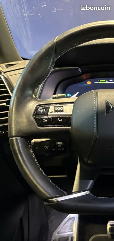 DS DS 7 E-TENSE 225ch Bastille - Origine France / CarPlay / Suivi complet / Caméra 360° / Hayon électrique et main libre / Keyless Go / Gris Laqué / Pack Drive Assist (image 12)