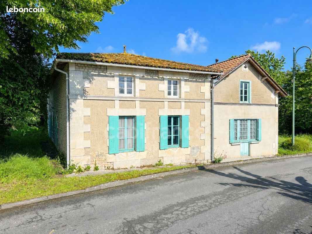 Maison 4 pièces 100 m² · à Vanzac · 100 m² · 131 000 €