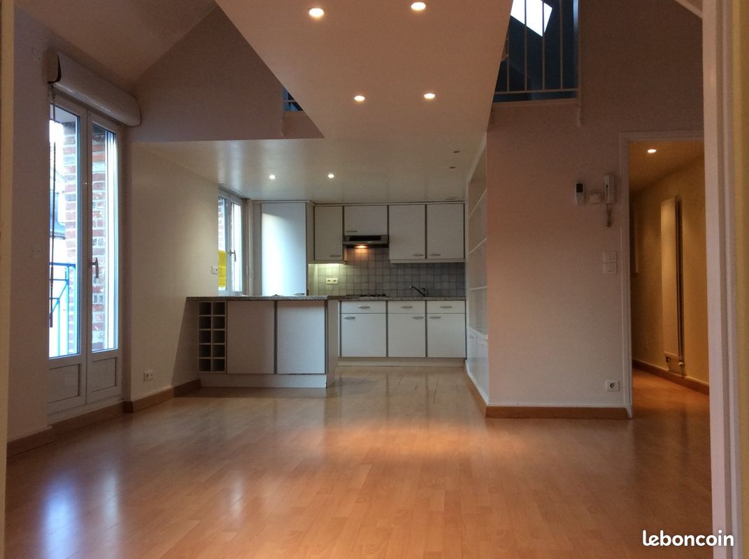 Appartement 3 pièces 70 m² · à Amiens · 70 m² · 902 €/mois
