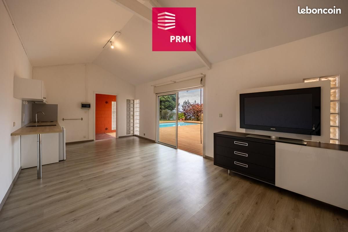 Maison 5 pièces 220 m² · à Saint-Paul · 220 m² · 546 000 €