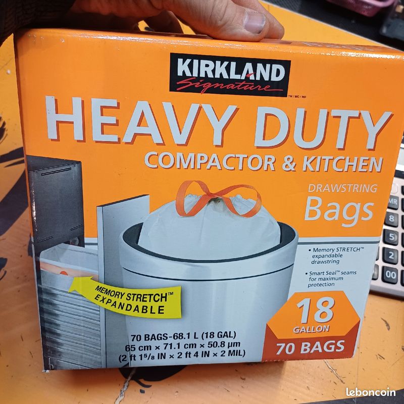 Sac poubelle 68 litres par 70 1556 Bricolage