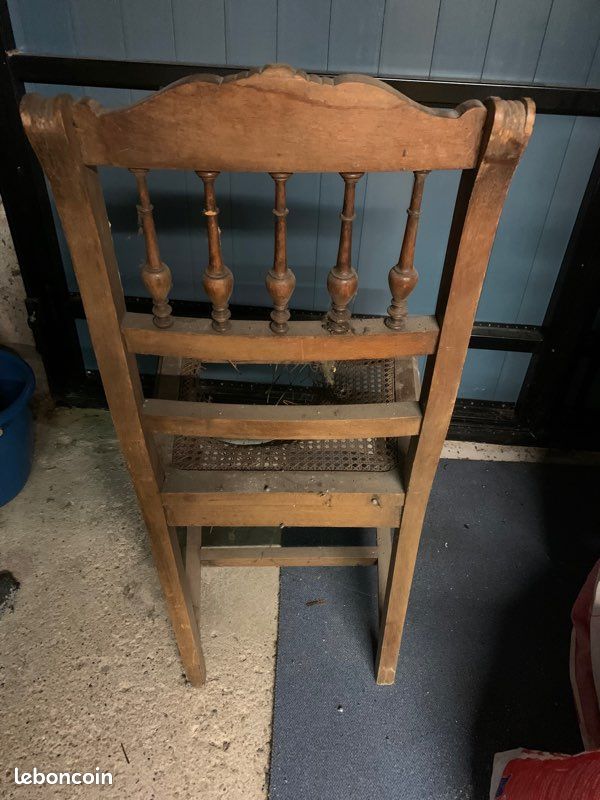 Chaise modèle LOUIS XV (image 1)