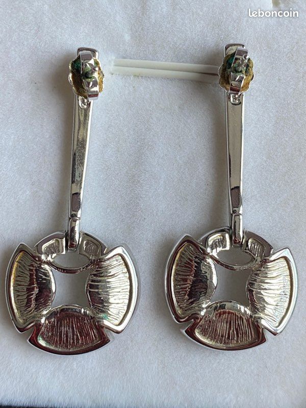 Boucles d'oreilles en argent - France