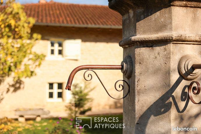 Maison 12 pièces 256 m²