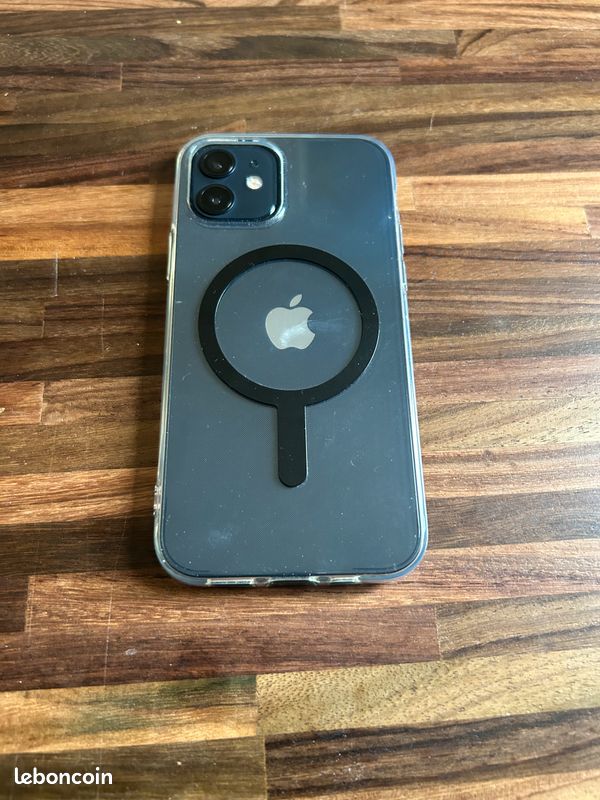 Apple iPhone 12 (image 3)