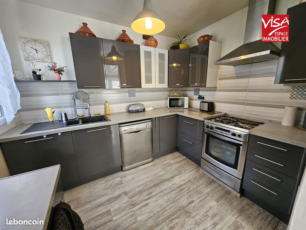 Maison 5 pièces 99 m² · à Villiers-le-Bel · 99 m² · 275 000 €