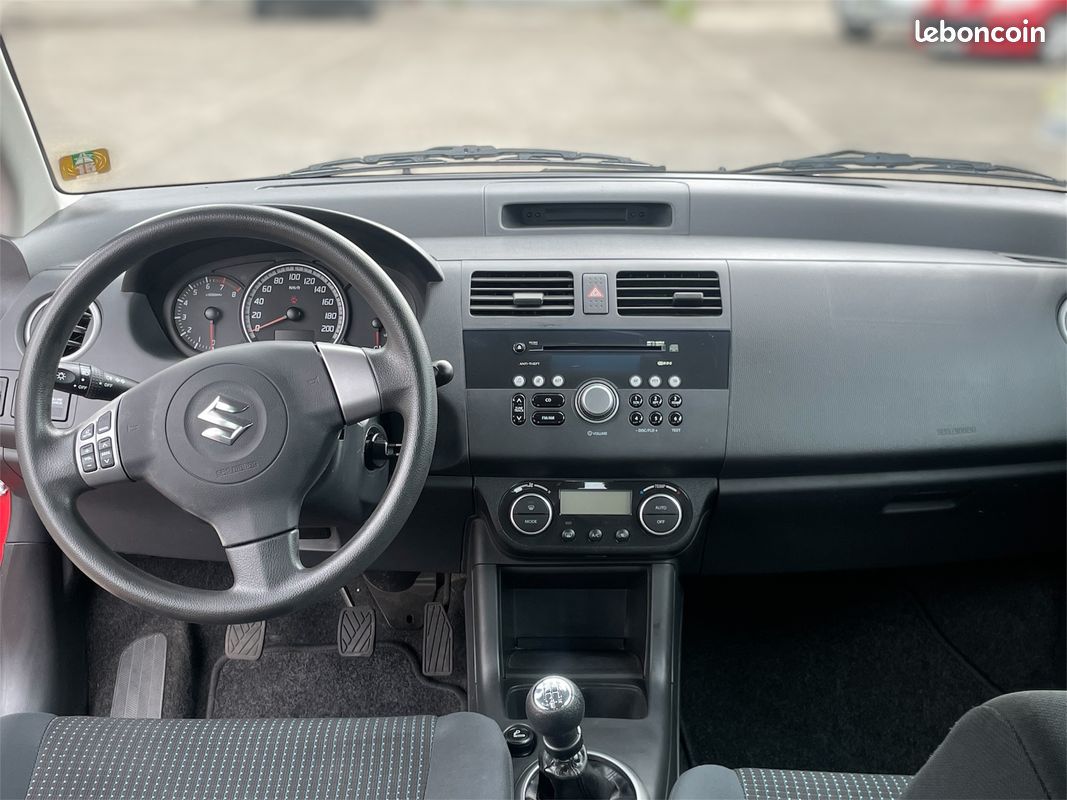 Suzuki swift 1.3 glx 92 ch 3p (image 5)