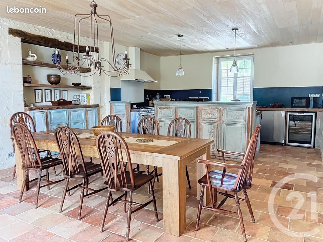 Maison 5 pièces 166 m² - Saint-Laurent-de-Cognac 16100 (image principale 6)