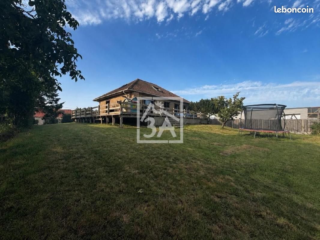 Maison 7 pièces 131 m² · à Helfaut · 131 m² · 259 500 €