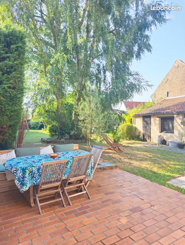 Maison 11 pièces 220 m² · à Phalempin · 220 m² · 457 000 €