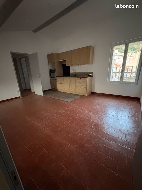Appartement 2 pièces 50 m² · à Beaumes-de-Venise · 50 m² · 650 €/mois