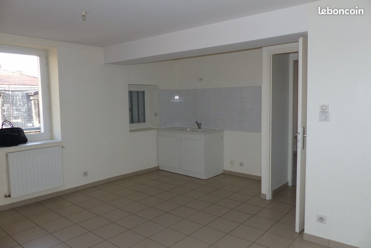 Appartement 2 pièces 35 m² · à Annonay · 35 m² · 380 €