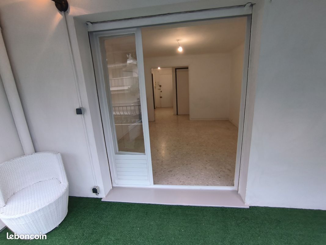 Appartement 1 pièce 31 m² · à Cannes · 31 m² · 250 000 €