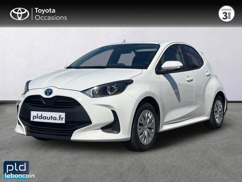 Toyota Yaris 116h Dynamic 5p MY22 (image 1)