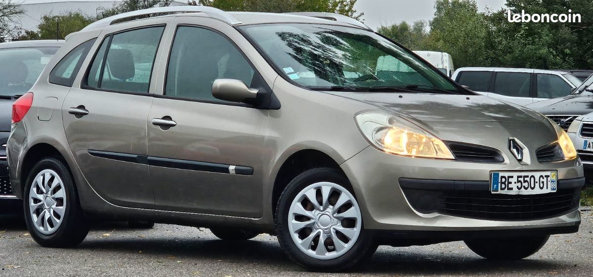 Renault Clio III Estate 1.5L Dci 70 Cv Pack Expression Du 11/08 (image 2)