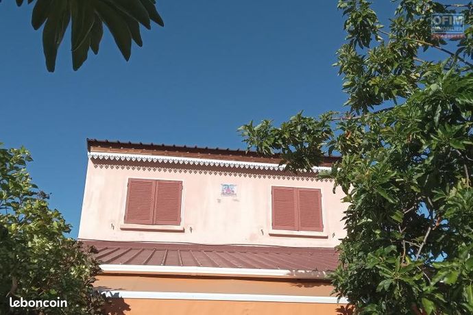 Villa 6 pièces 130 m²