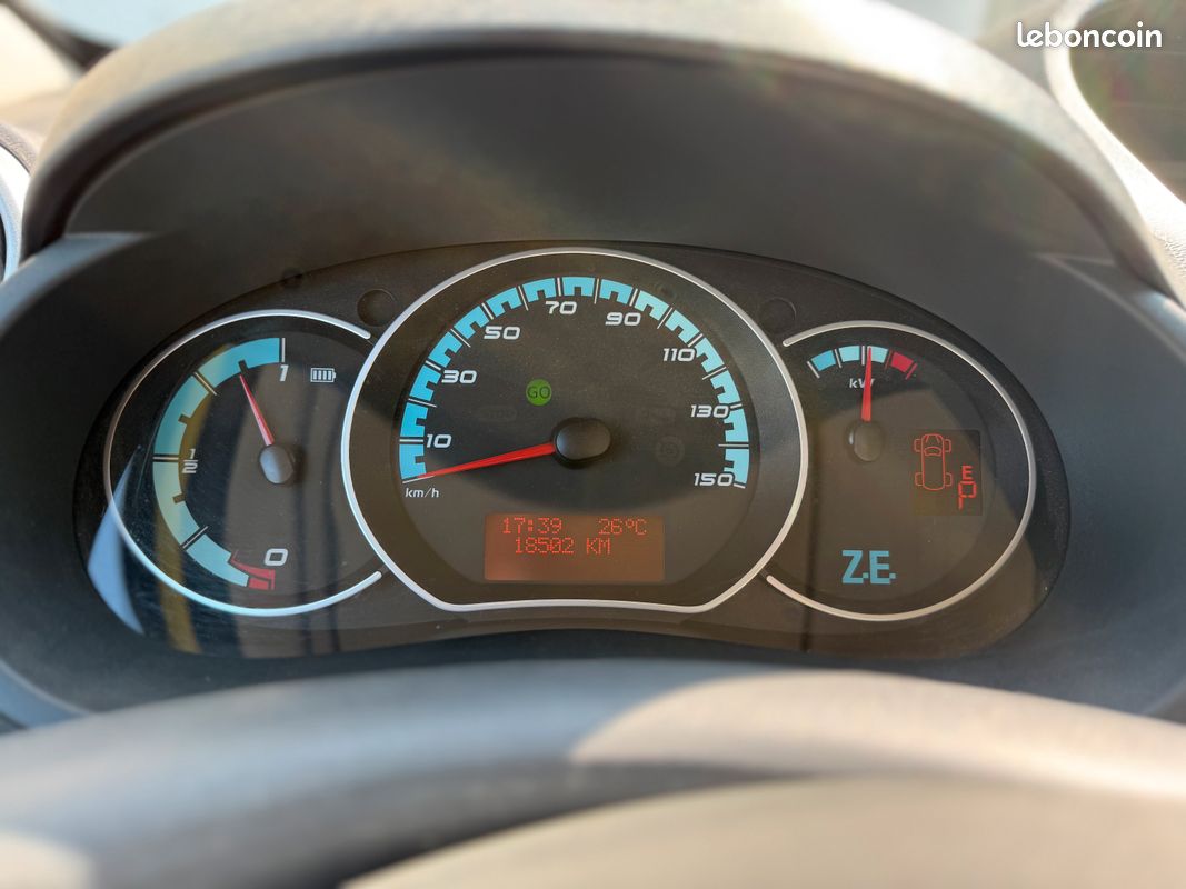 9575 ht renault kangoo ii ( 2 ) express z.e. Electrique 33 kwh achat integral finition confort (image 10)