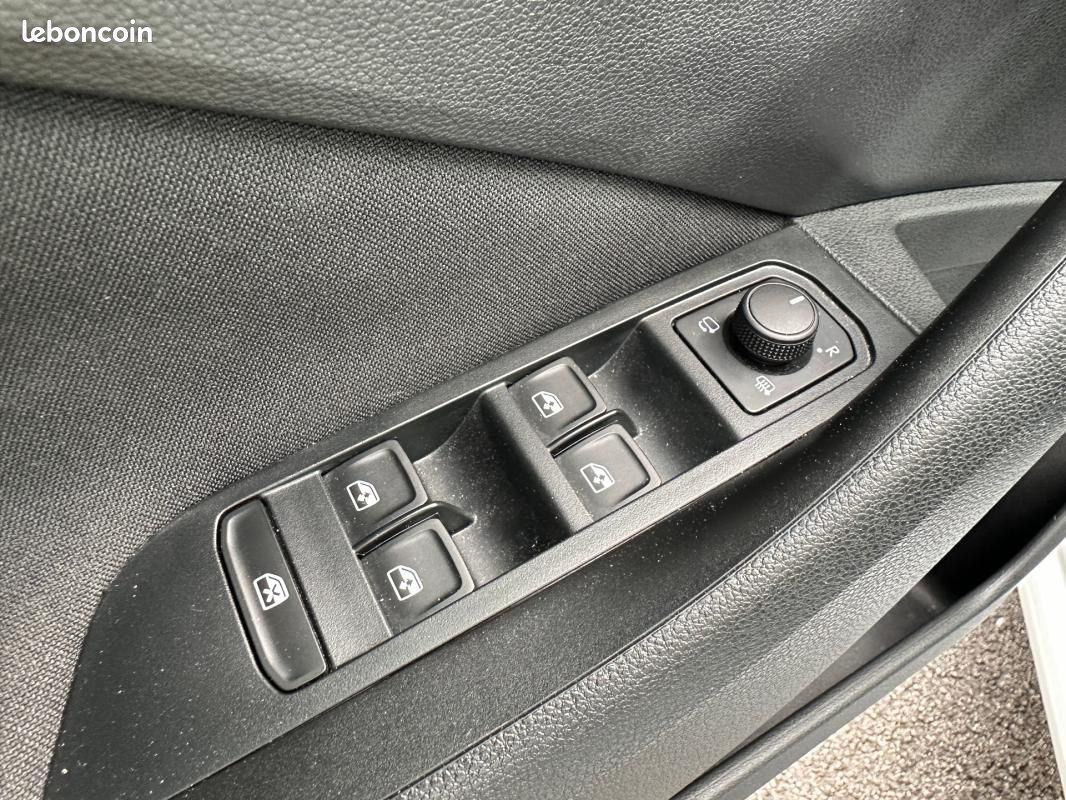 Skoda Scala 1.0 TSI Evo 2 116 ch DSG7 Selection (image 9)