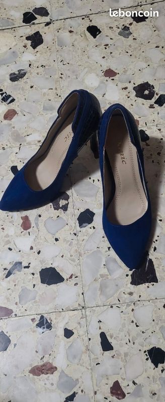 Paire de talons 10 cm taille 37 (image 3)
