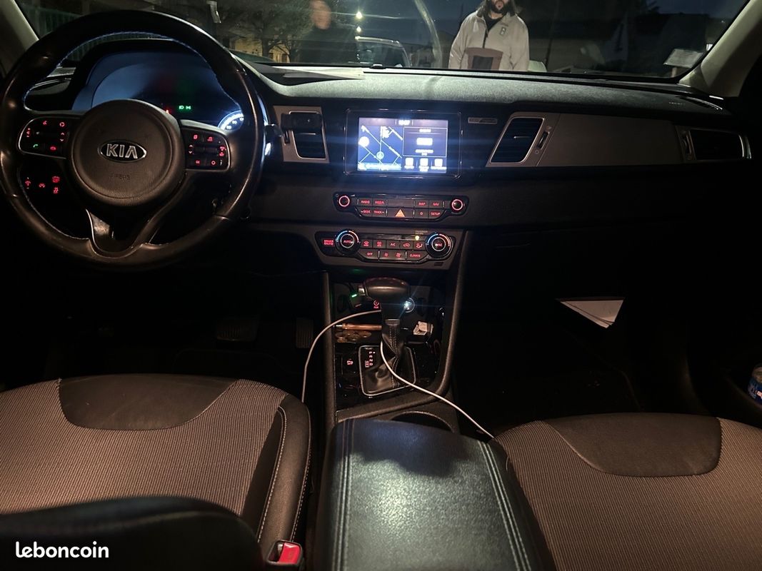 KIA NIRO BUSINESS 1.6 GDi Hybride Rechargeable 141 ch DCT6 Active Business (image 11)