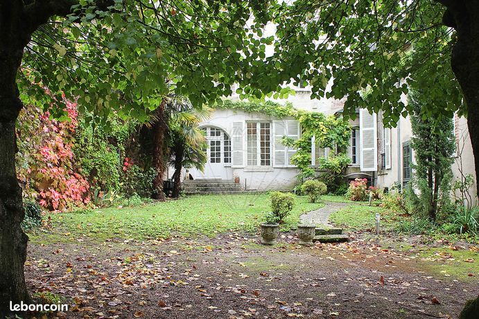 Propriété 14 pièces 420 m²