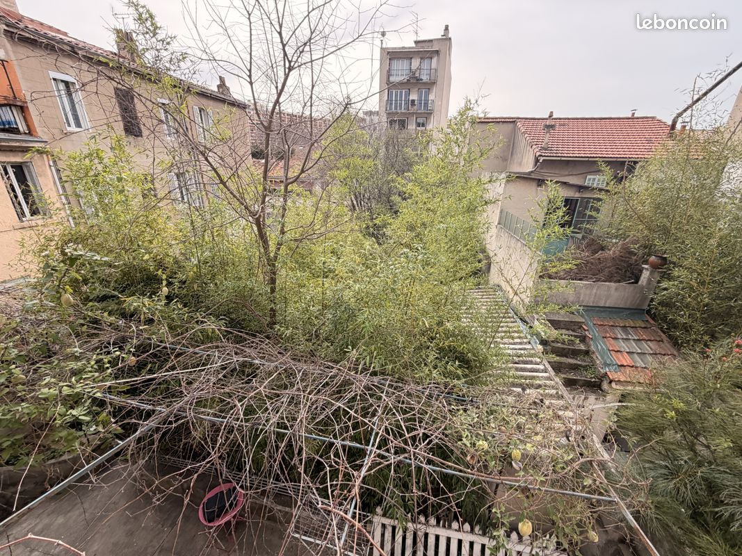 Immeuble 145 m² · à Marseille · 145 m² · 470 000 €