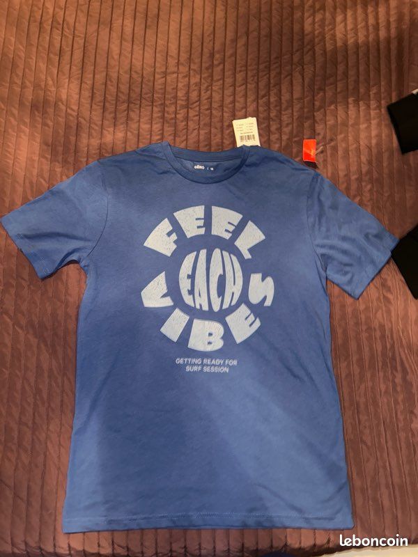 T-shirt bleu (image 1)