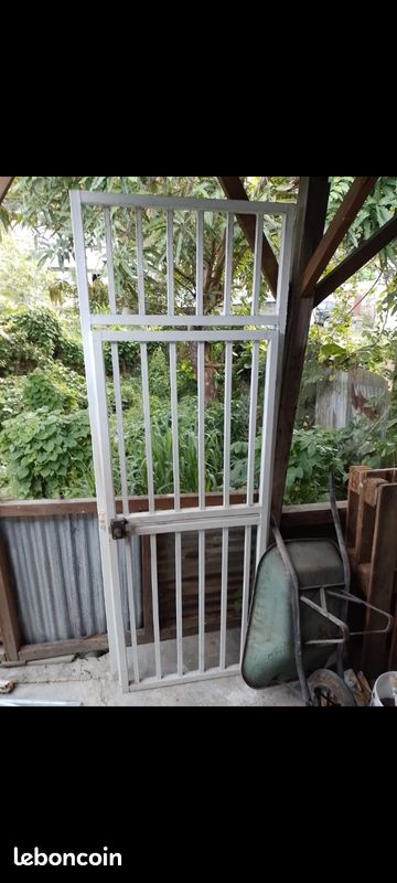 Av porte galvanisée pour appartement (image 1)