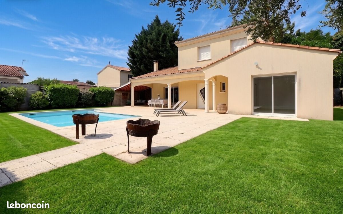 Maison 5 pièces 160 m² · à Landiras · 160 m² · 340 000 €