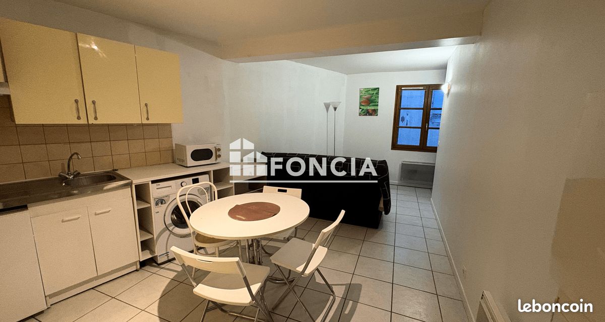 Appartement 2 pièces 27 m² · à Clermont-Ferrand · 27 m² · 480 €/mois
