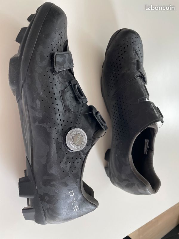 Chaussures de vélo taille 46 (image 2)