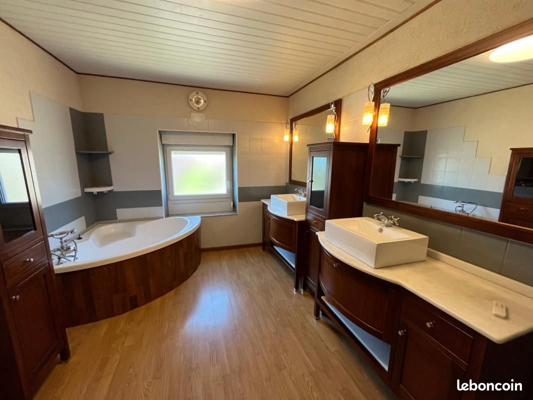 Maison 6 pièces 181 m² · à Bertrichamps · 181 m² · 149 000 €