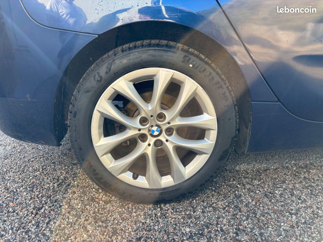 BMW SERIE 2 ACTIVE-TOURER 2.0 218 D 150 Ch LOUNGE - Toit ouvrant - Attelage - Sièges Chauffants - Hayon Elec (image 26)
