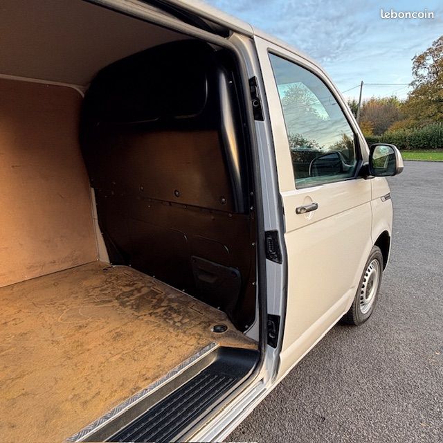 Volkswagen Transporter (6) 2.0 TDi 110 L1H1 Business Line (image 19)