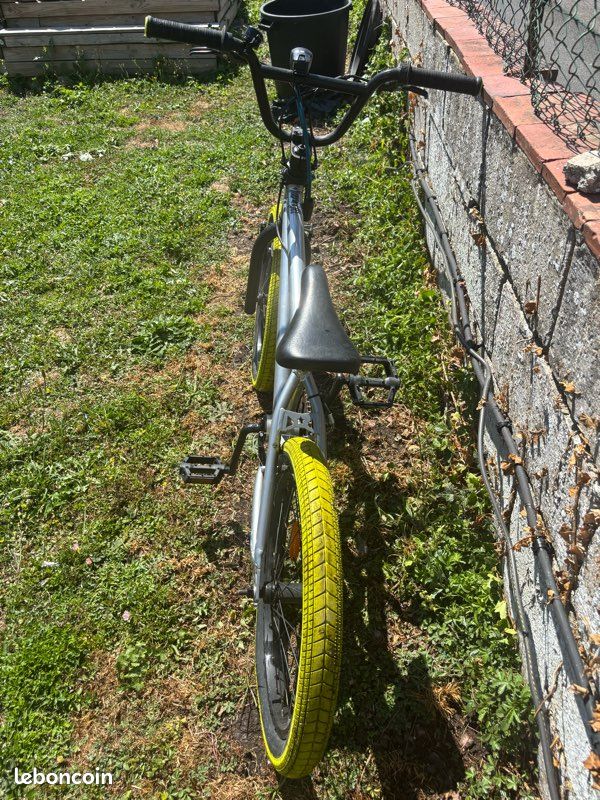 BMX dechatlon prix négociable (image 2)