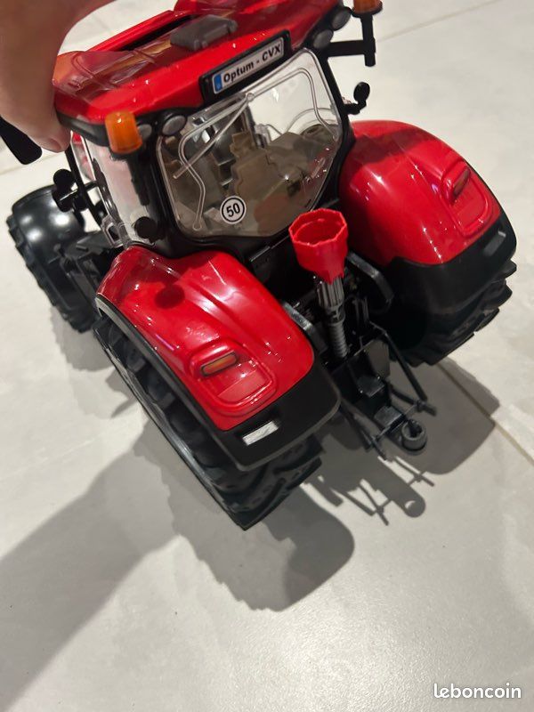 Bruder 03190 - Case IH Optum 300 CVX, Ferme, Tracteur, Véhicule Tracteur pour la ferme, l'agriculture, jouet à partir de 3 ans, échelle 1:16 (image 4)