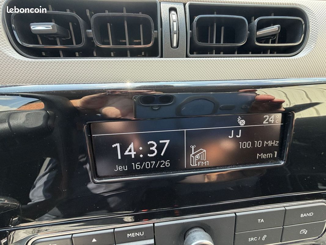 Citroen C3 PURETECH 68CH LIVE E6.D-TEMP 105G (image 23)