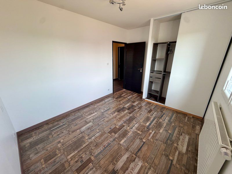 Maison contemporaine de 140 m² habitables 194 m2 au total DPE AA – Aucun travaux à prévoir – Terrain clos de 1 000 m² – Vue Pyrénées (image 17)