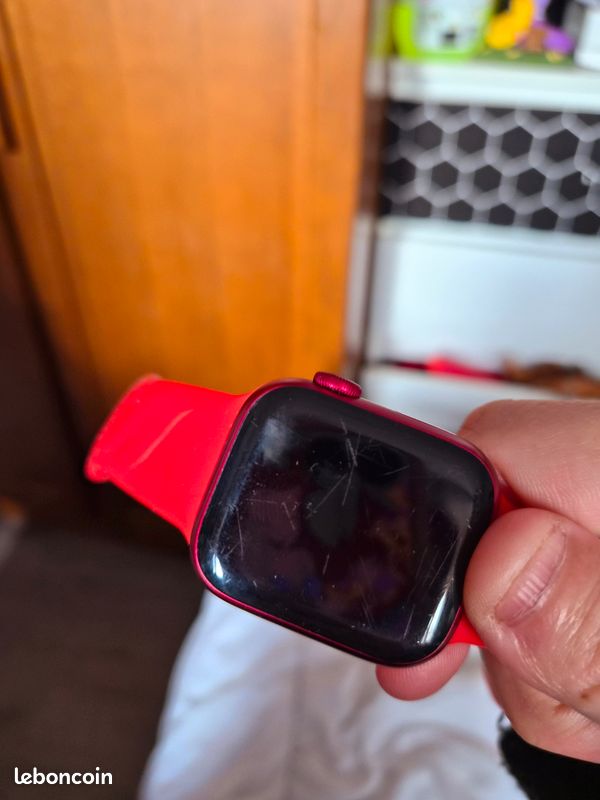 Apple watch 7 (image 2)