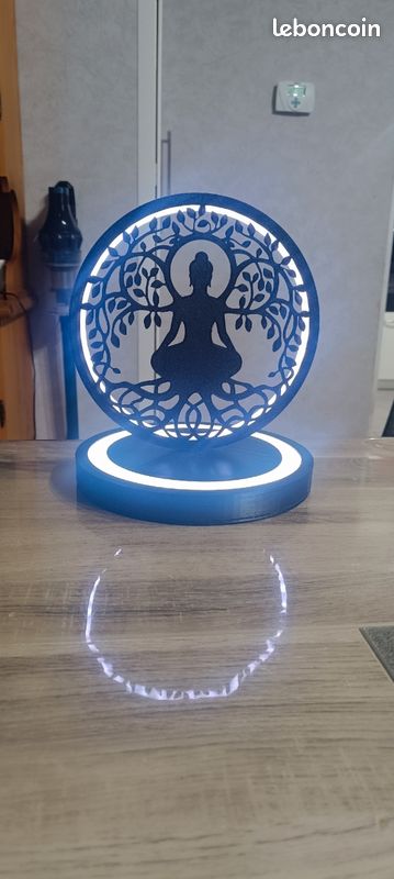 Lampe LED D'extérieur à Poser Avec Poignée Et Télécommande